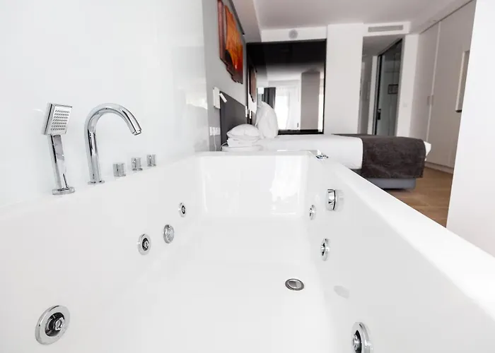 Sercotel Alameda 41 호텔 4*