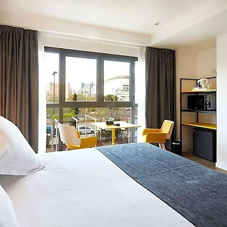 Moontels Alameda 41 Отель